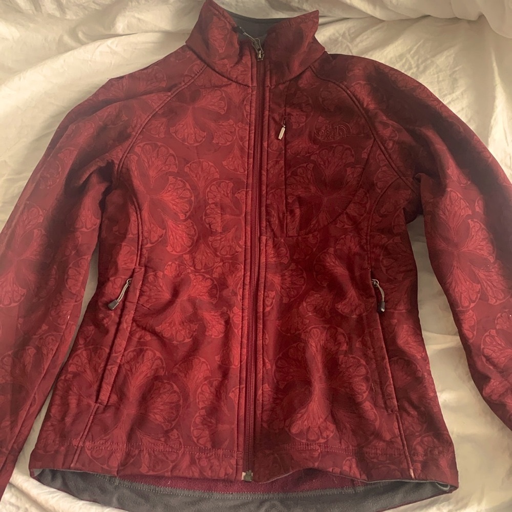 LAST CALL! North Face Apex Jacket
